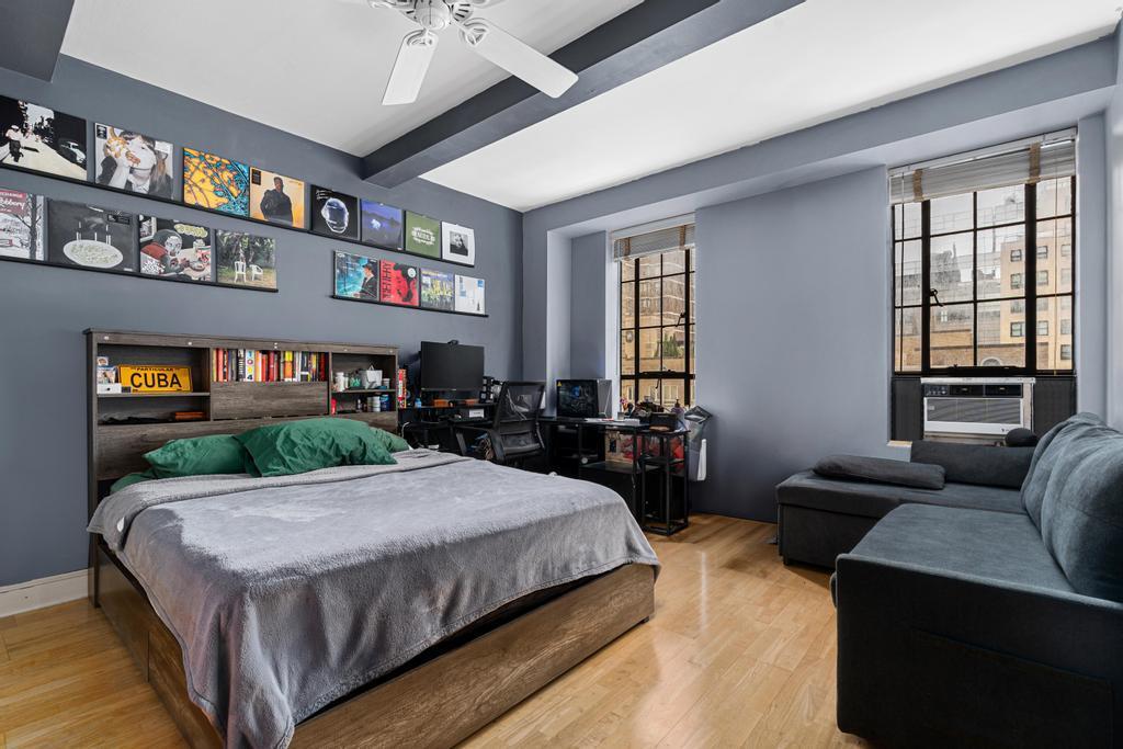 340 West 57th Street 8B Clinton New York NY 10019