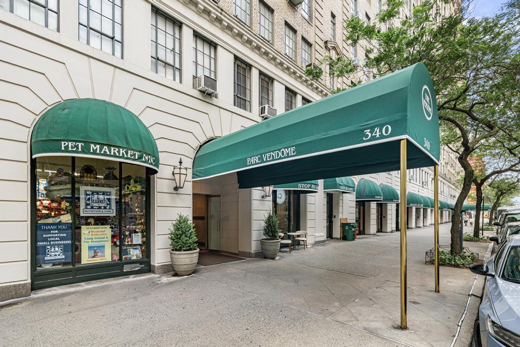 340 West 57th Street 8B Clinton New York NY 10019