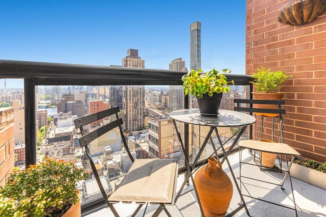 300 East 62nd Street Upper East Side New York NY 10065