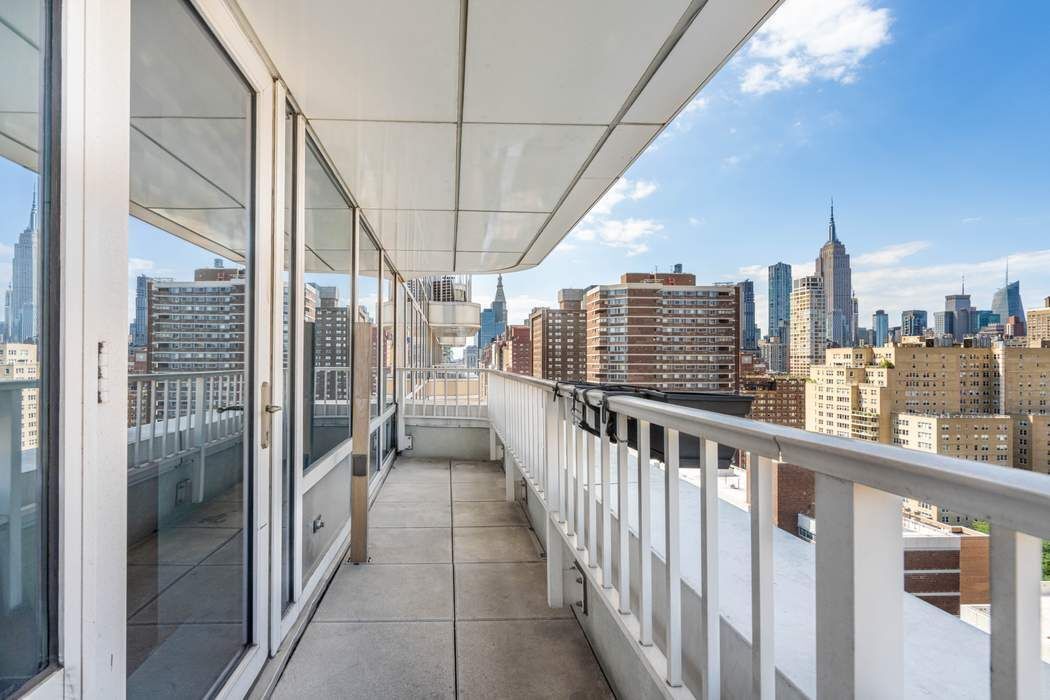 340 East 23rd Street Gramercy Park New York NY 10010