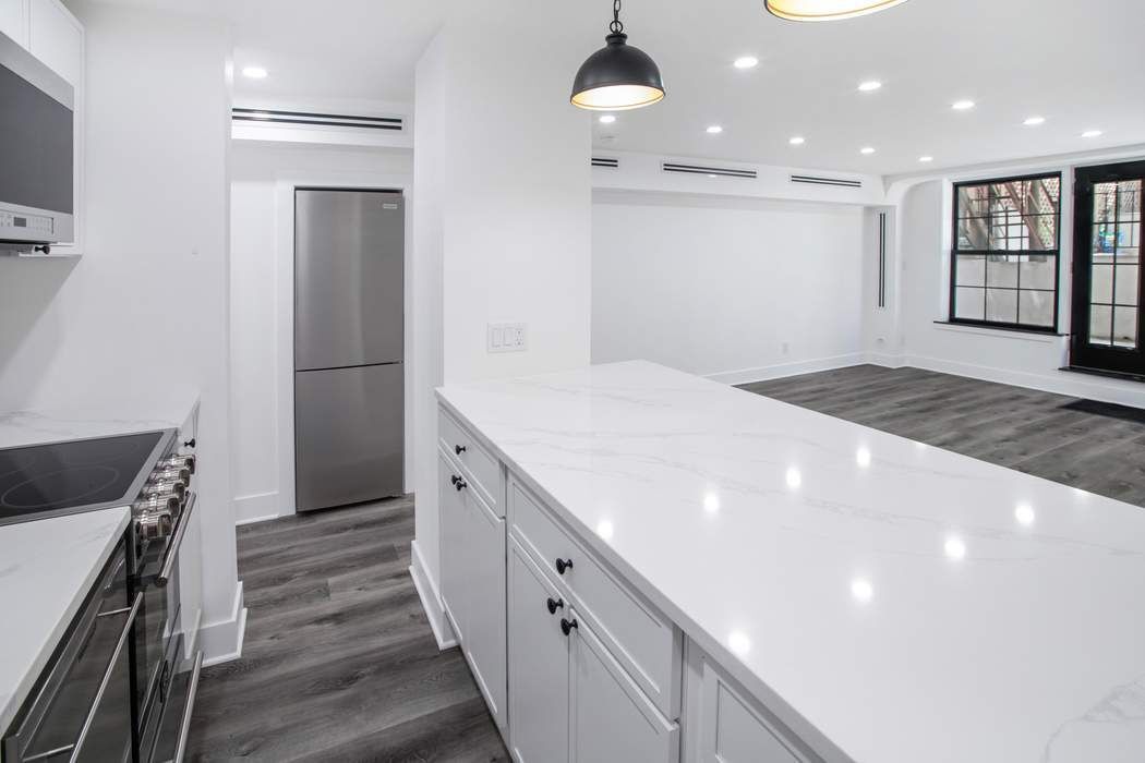 448 West 20th Street Chelsea New York NY 10011