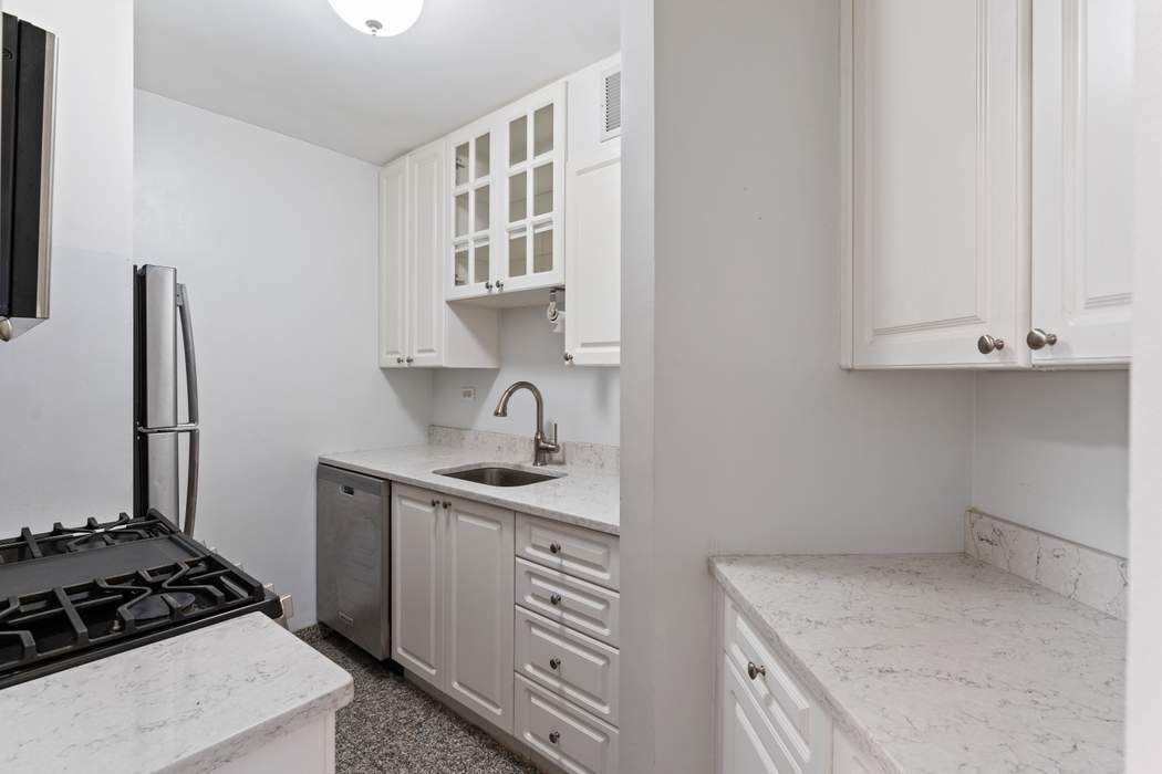 420 East 64th Street Upper East Side New York NY 10065