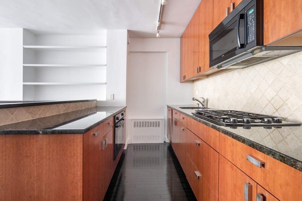 166 East 63rd Street Upper East Side New York NY 10065