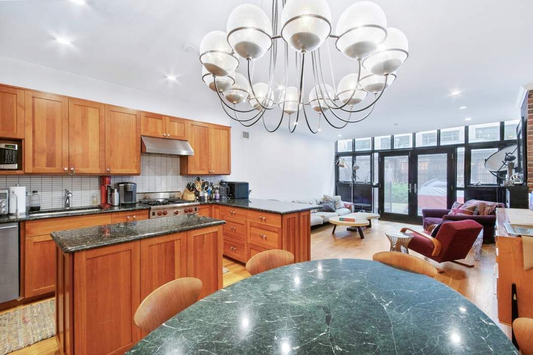 260 West 88th Street Upper West Side New York NY 10024