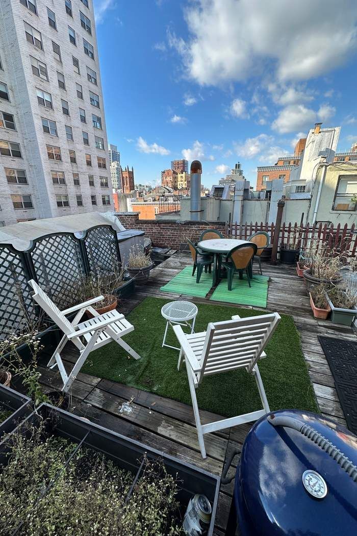 363 West 22nd Street Chelsea New York NY 10011