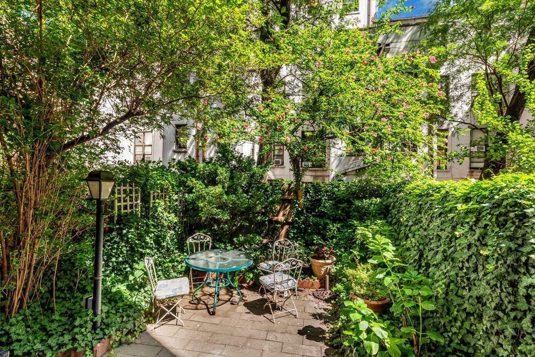 27 West 90th Street Upper West Side New York NY 10024