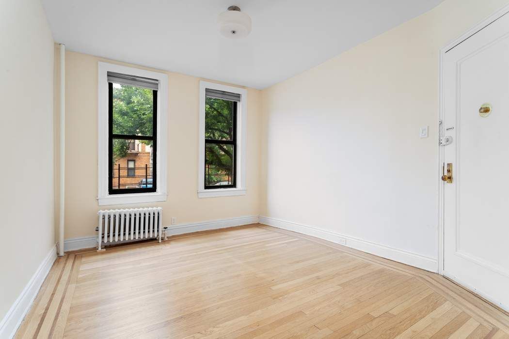 52-25 Skillman Avenue Woodside Queens NY 11377