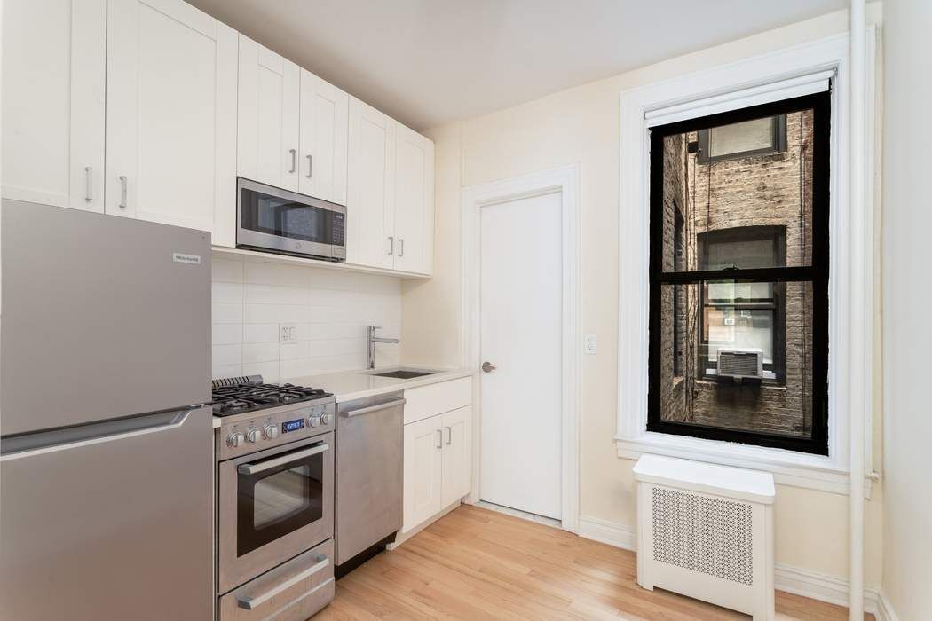 52-25 Skillman Avenue Woodside Queens NY 11377