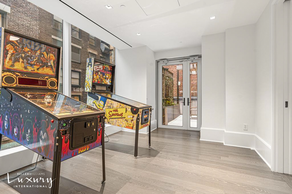 45 East 22nd Street 24B Flatiron District New York NY 10010