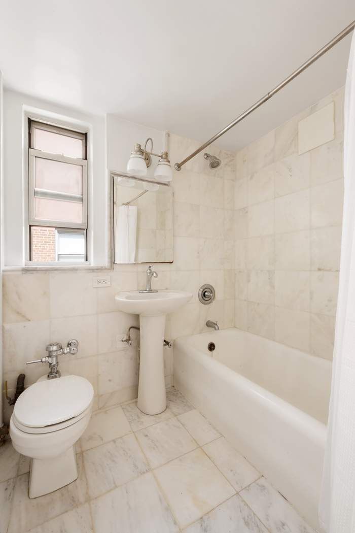 333 East 43rd Street Turtle Bay New York NY 10017