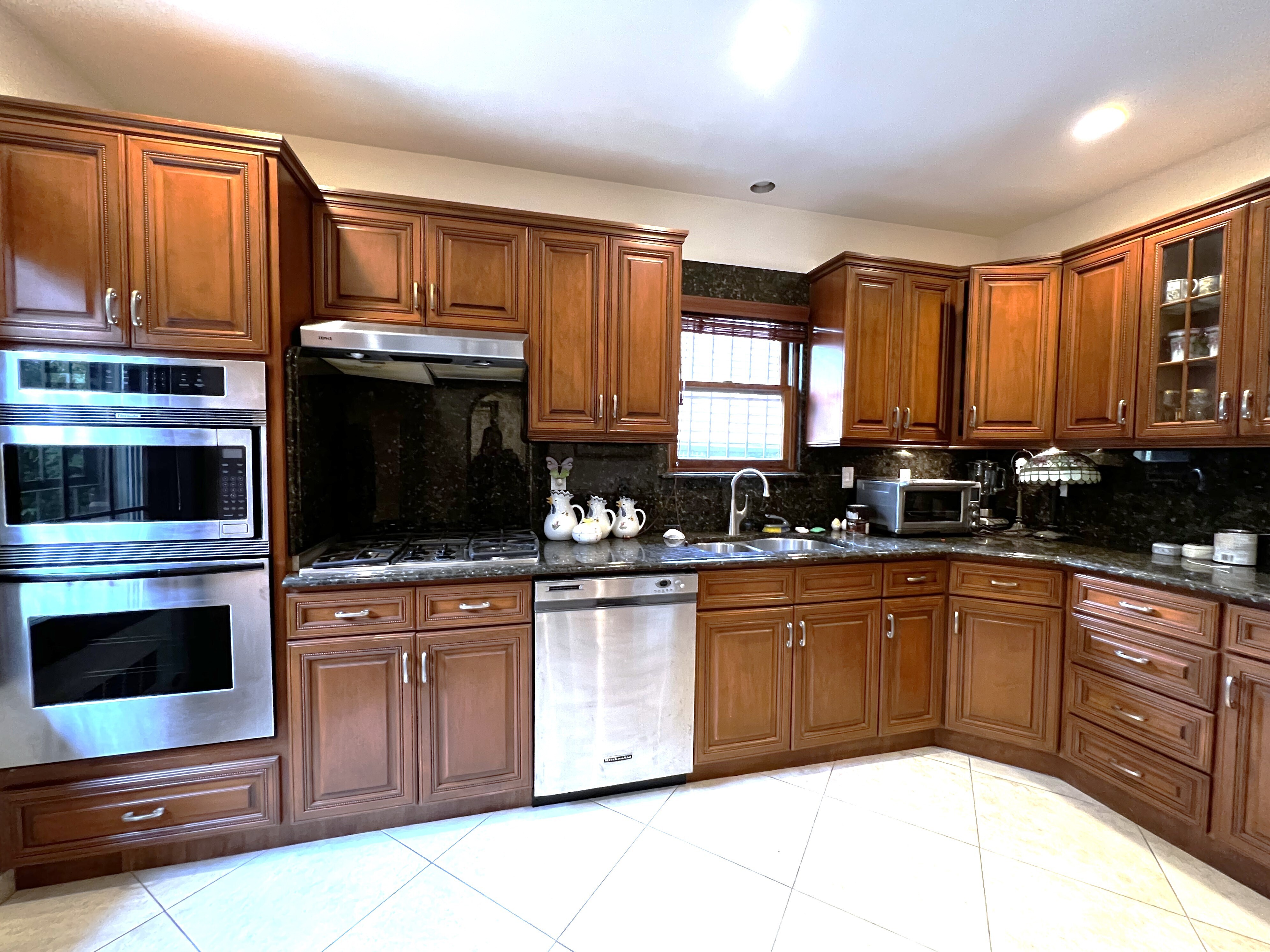 71-14 Ingram Street TH Forest Hills Queens NY 11375