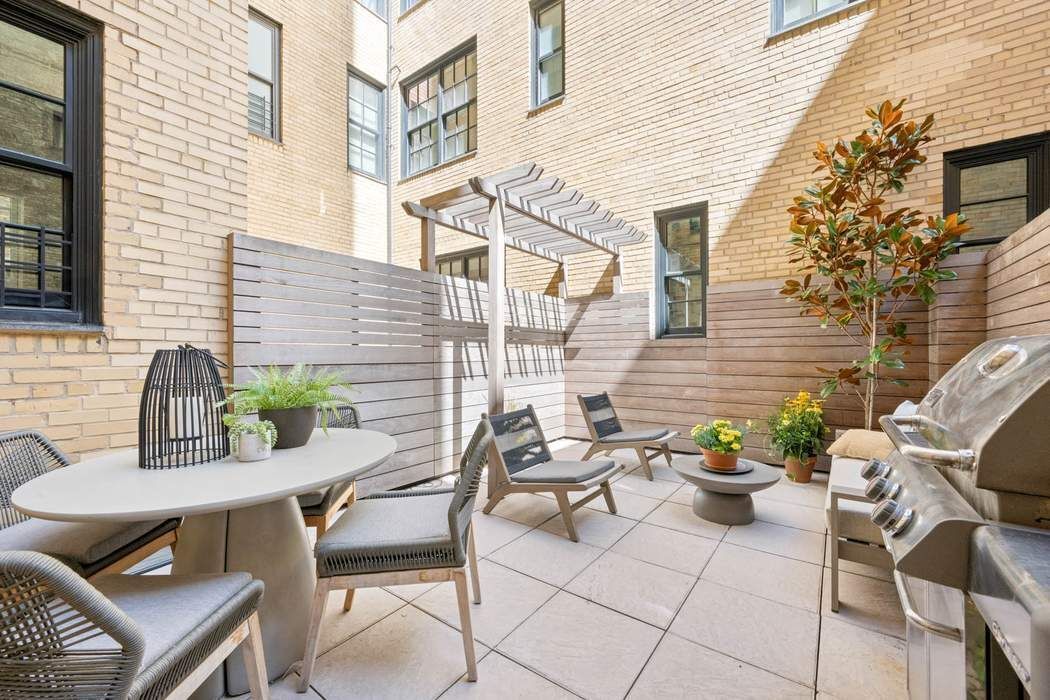 141 East 88th Street Carnegie Hill New York NY 10128