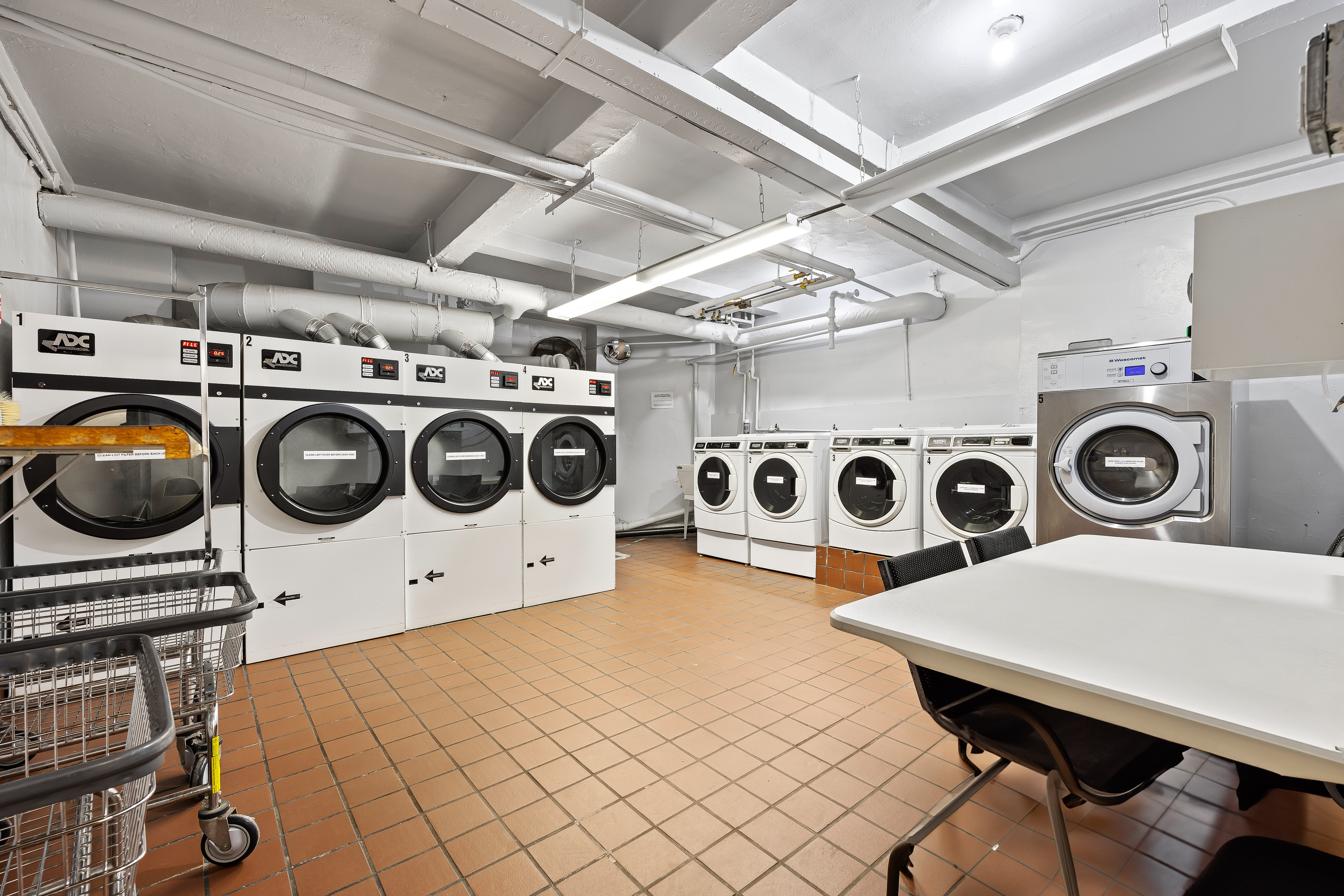 35-35 75th Street 522 Jackson Heights Queens NY 11372
