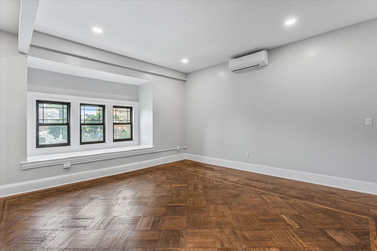 81-45 Lefferts Boulevard 3Fl Kew Gardens Queens NY 11415