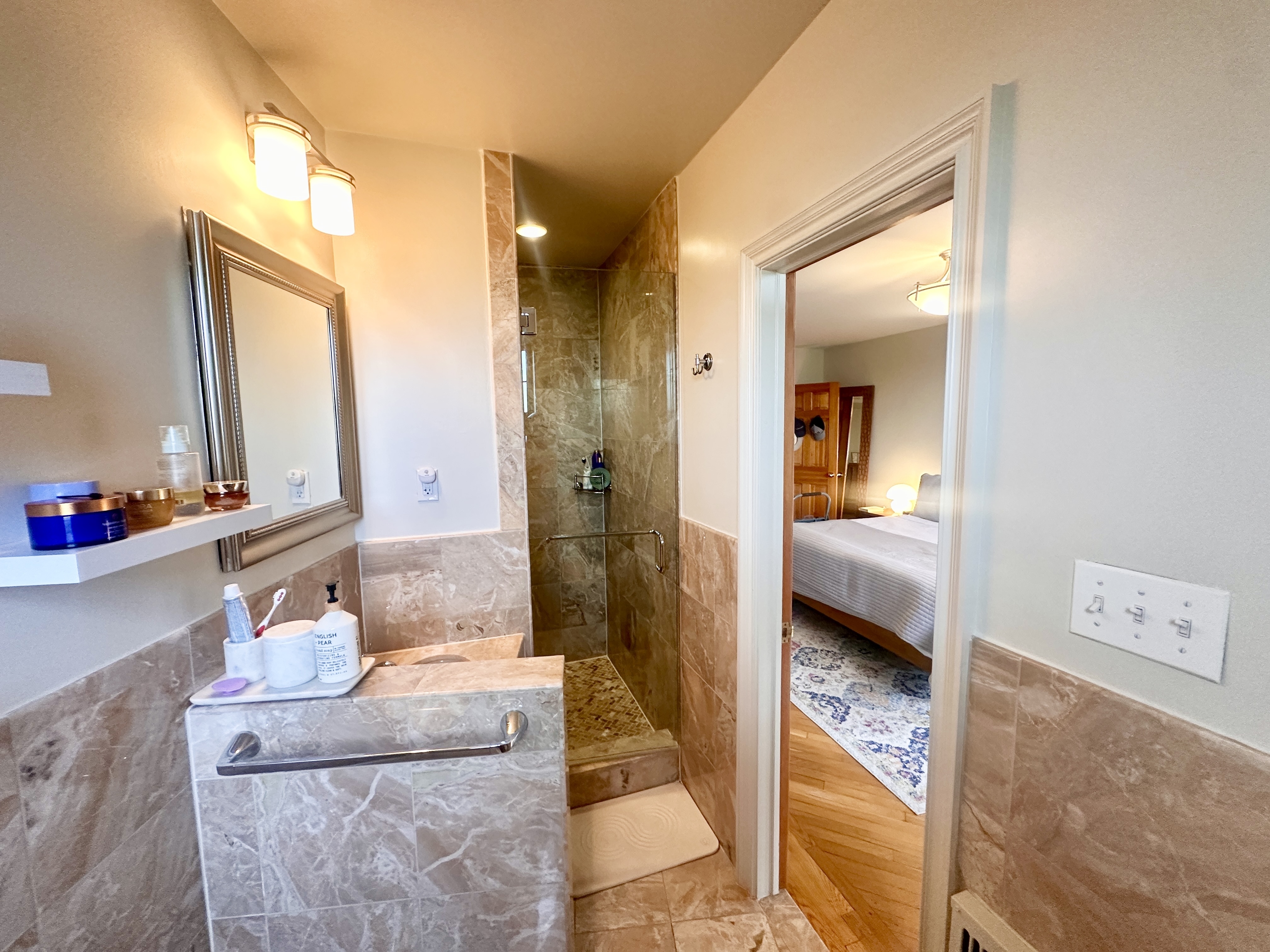 9229 Shore Road 4E Fort Hamilton Brooklyn NY 11209