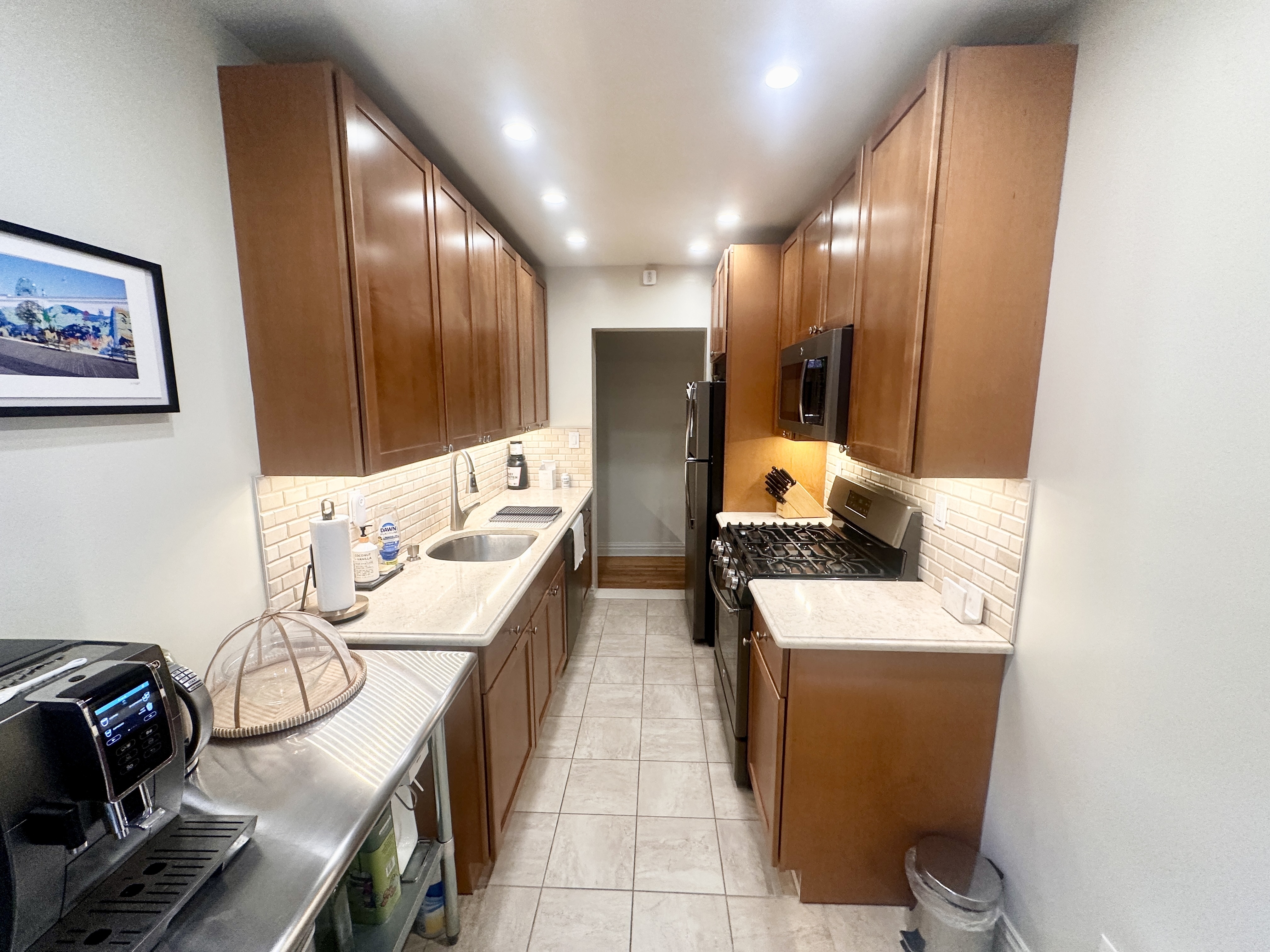 9229 Shore Road 4E Fort Hamilton Brooklyn NY 11209