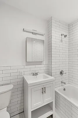285 6th Avenue 1L Park Slope Brooklyn NY 11215