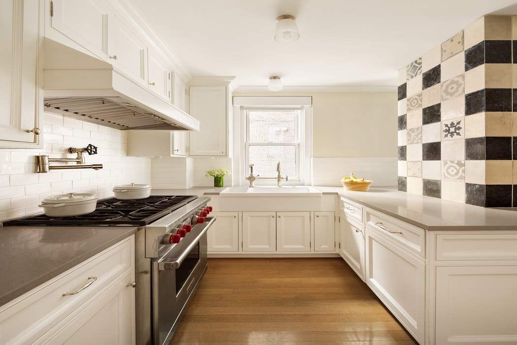 940 Park Avenue 11A Upper East Side New York NY 10028