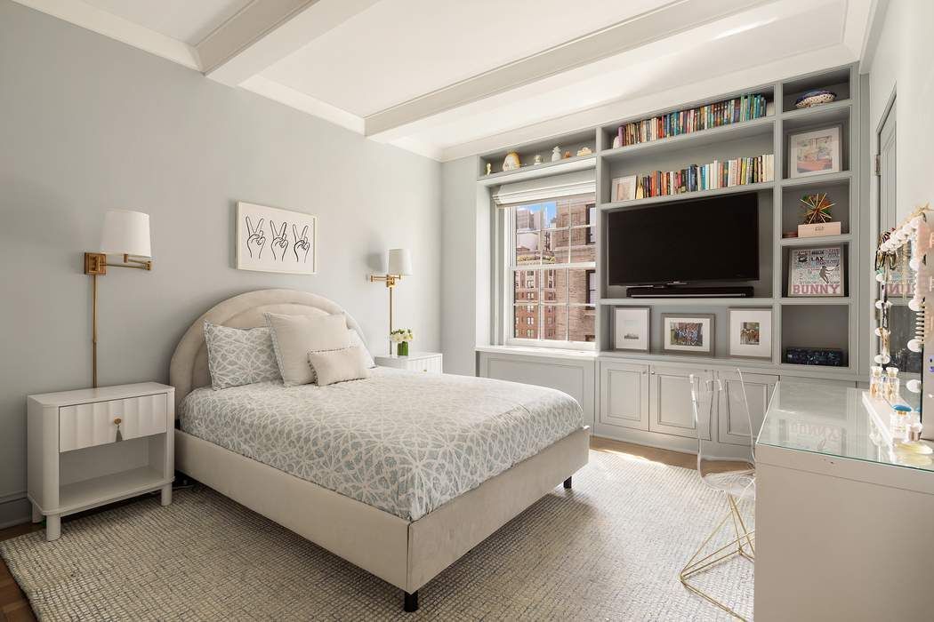 940 Park Avenue 11A Upper East Side New York NY 10028