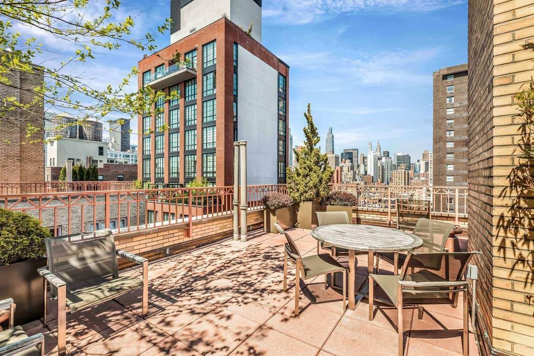 235 East 22nd Street Gramercy Park New York NY 10010