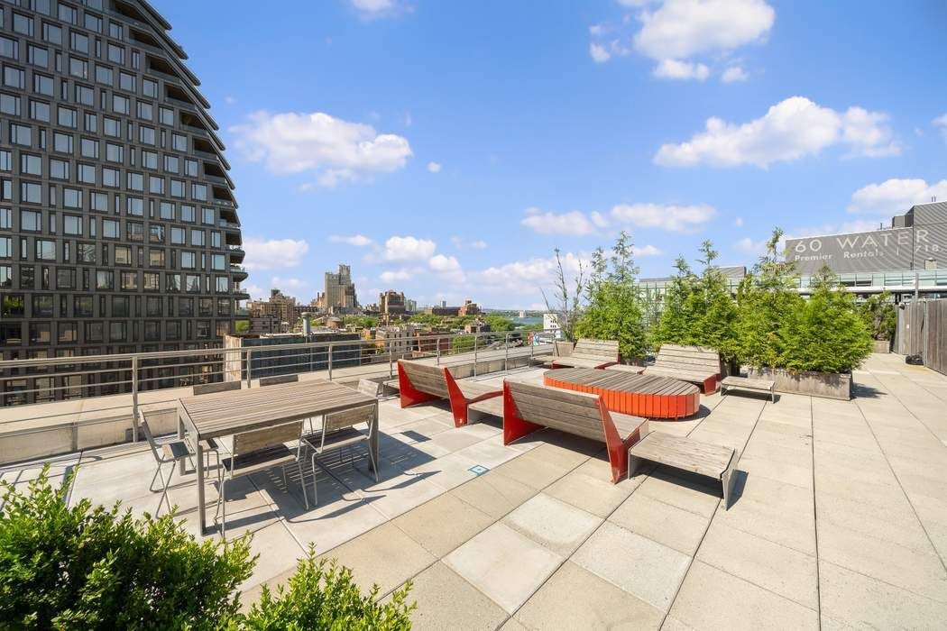 30 Main Street Dumbo Brooklyn NY 11201