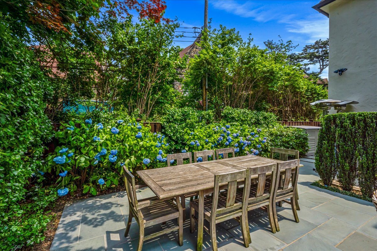 165 Slocum Crescent Forest Hills Gardens Queens NY 11375