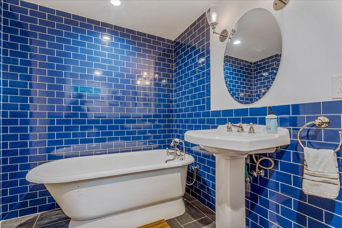 165 Slocum Crescent Forest Hills Gardens Queens NY 11375