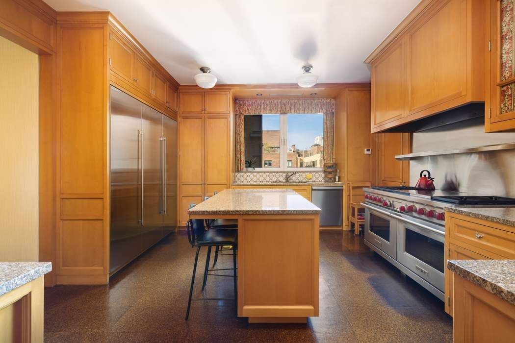 720 Park Avenue 10A Upper East Side New York NY 10021