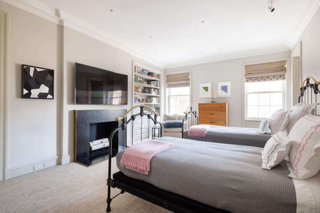 720 Park Avenue 10A Upper East Side New York NY 10021