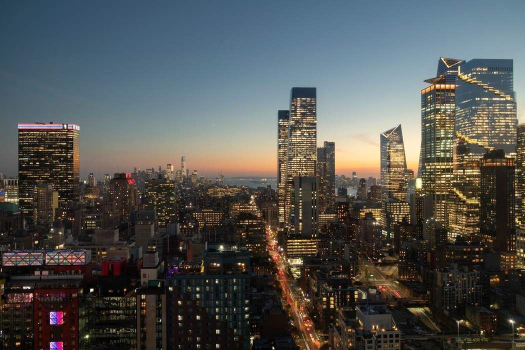 350 West 42nd Street 44H Clinton New York NY 10036