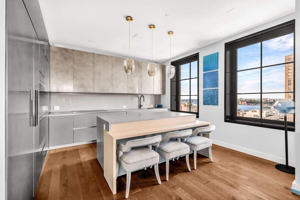 425 West 50th Street PHD Clinton New York NY 10019