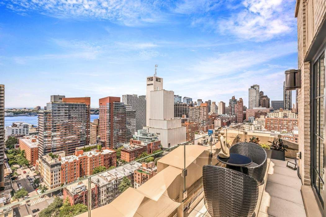 425 West 50th Street PHD Clinton New York NY 10019