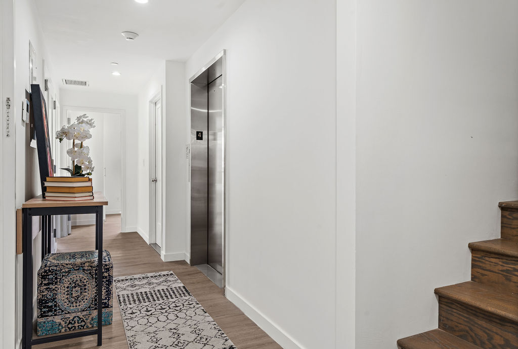 5-18 51st Avenue Hunters Point Queens NY 11101