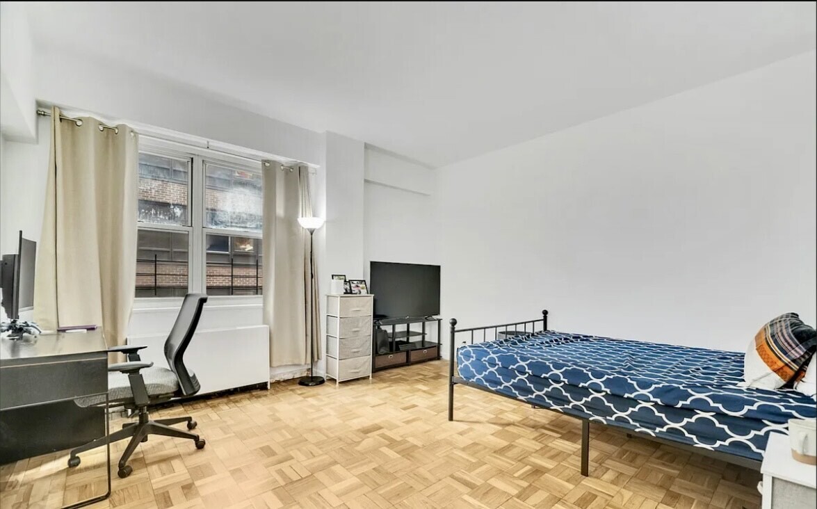 321 East 48th Street Turtle Bay New York NY 10017