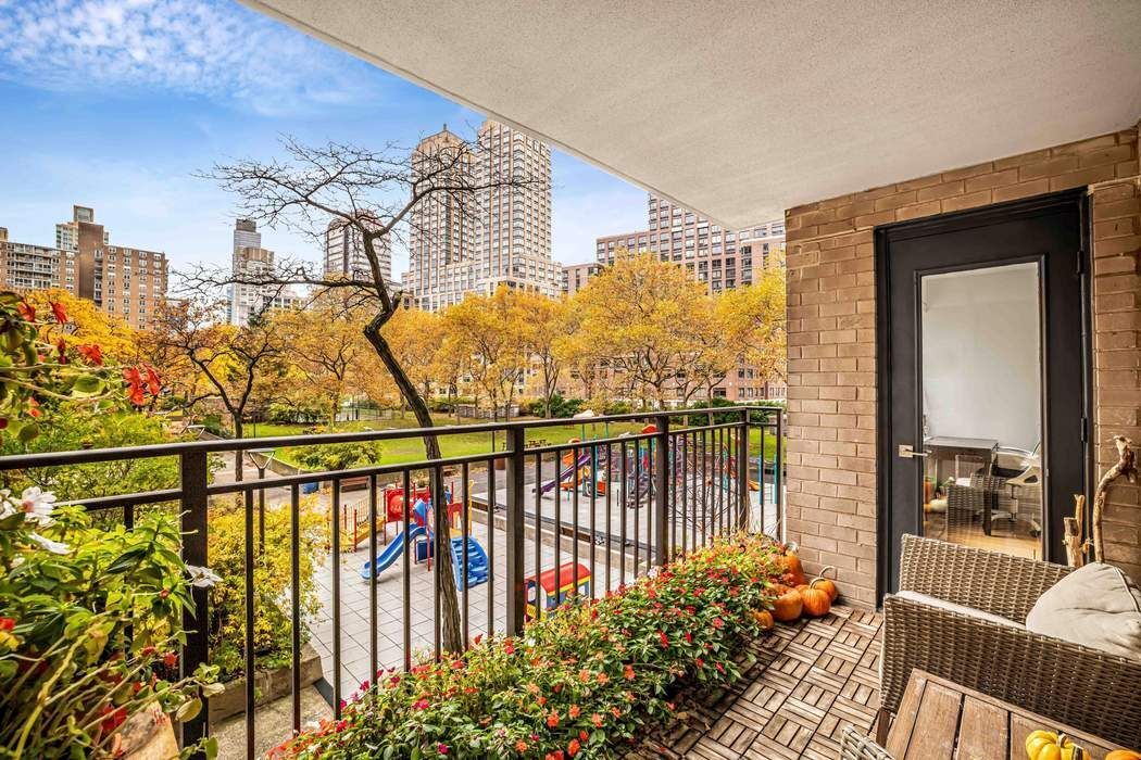 205 West End Avenue Lincoln Square New York NY 10023