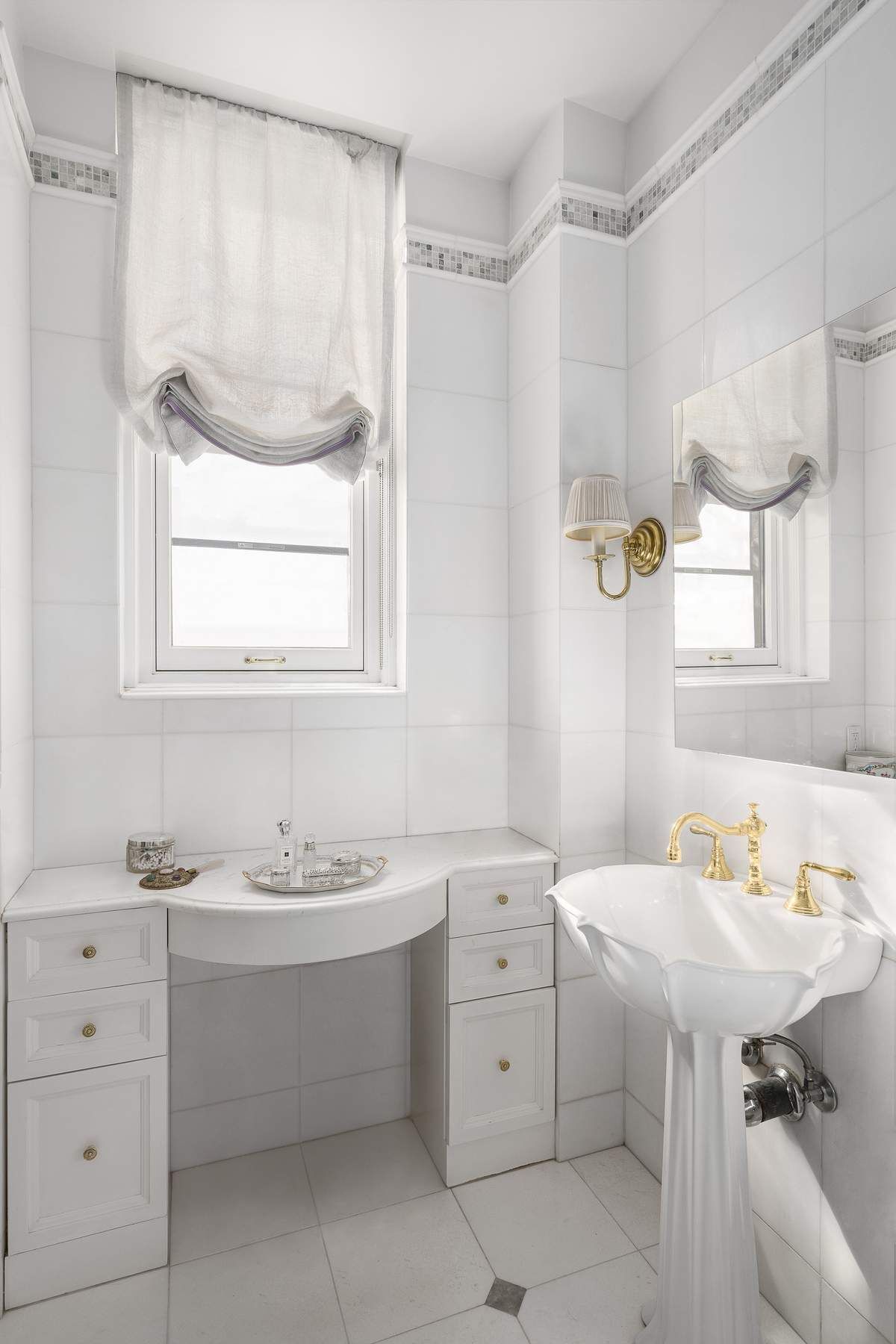 14 East 75th Street Upper East Side New York NY 10021