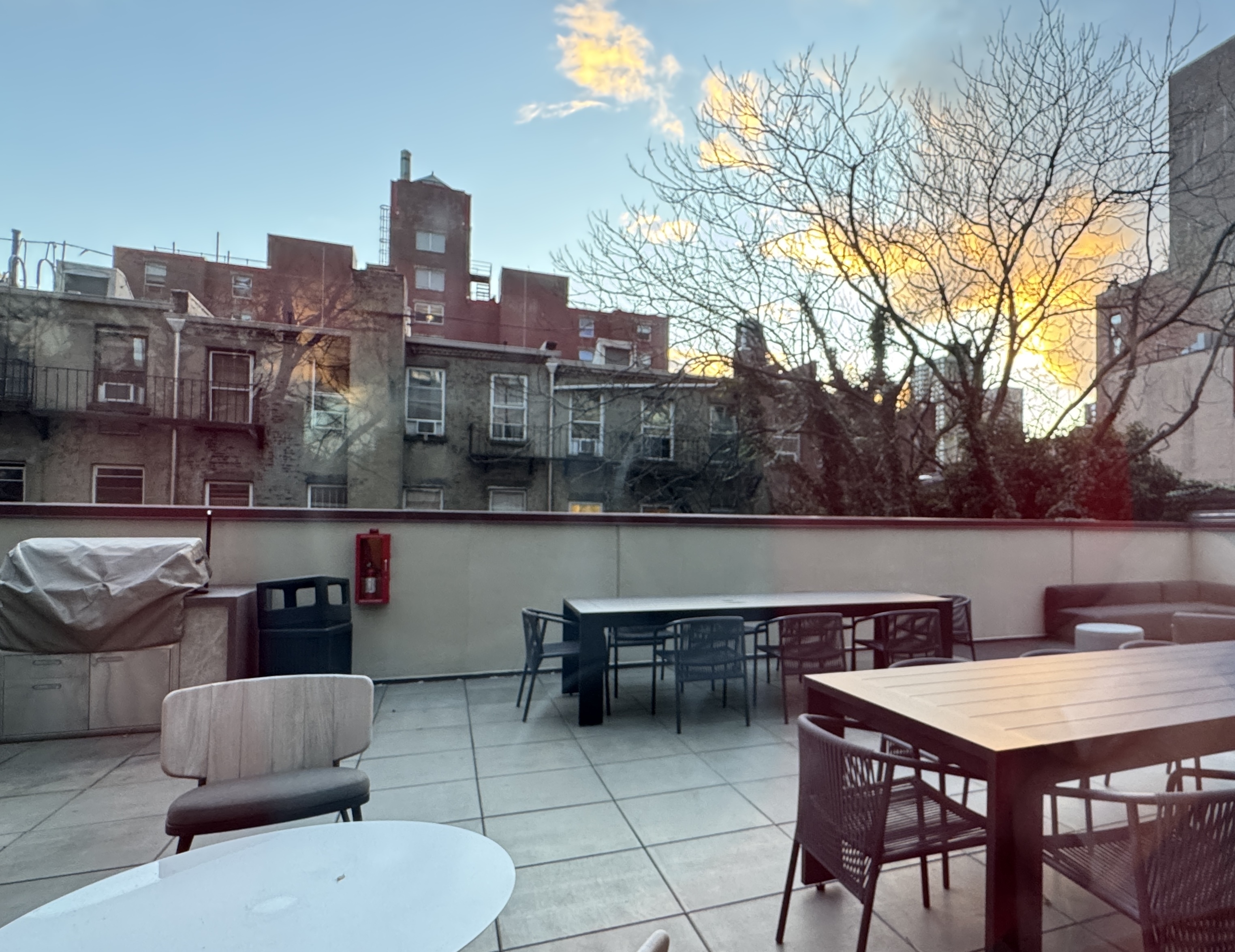 400 West 55th Street 9b Clinton New York NY 10019