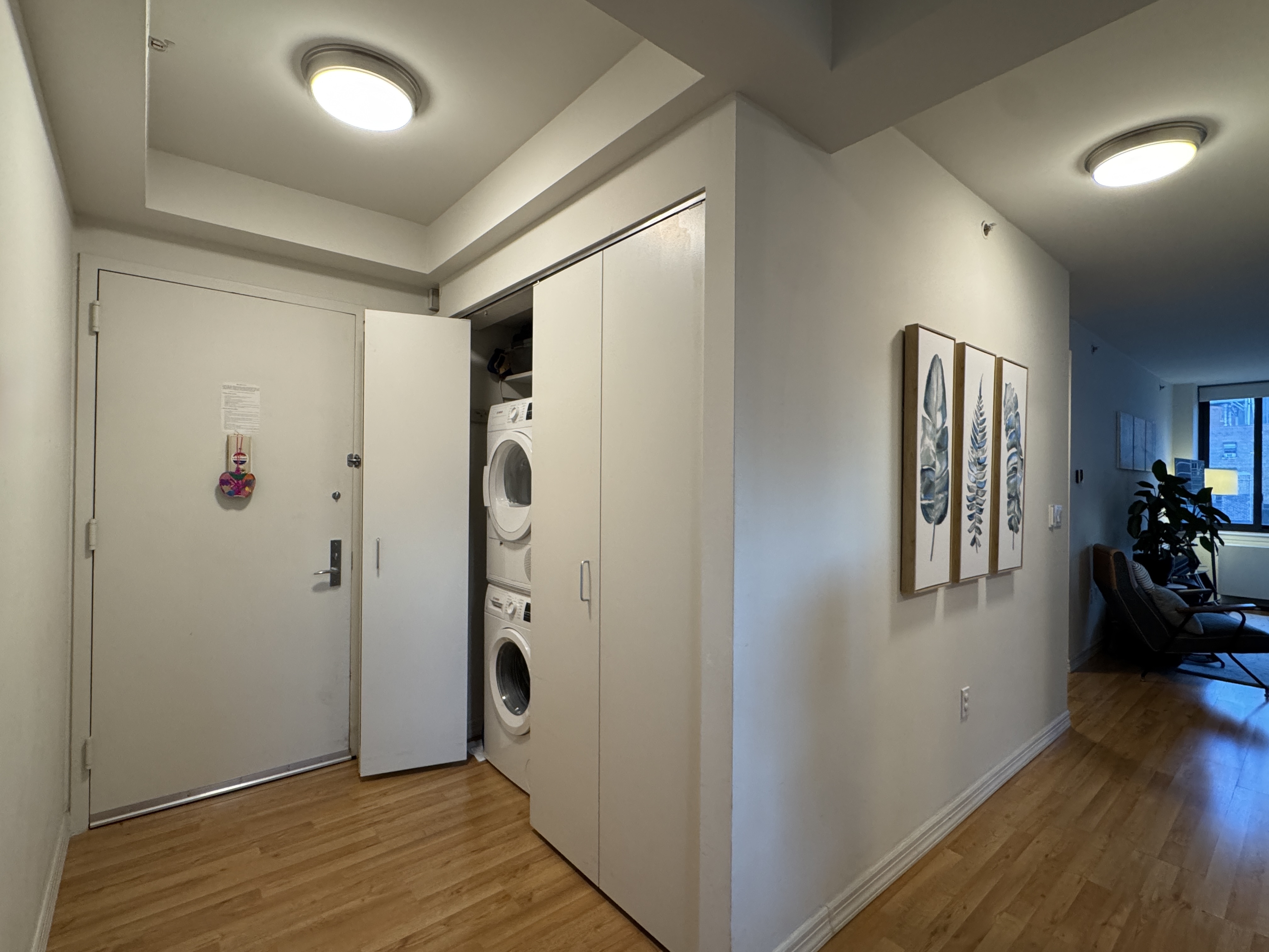 400 West 55th Street 9b Clinton New York NY 10019