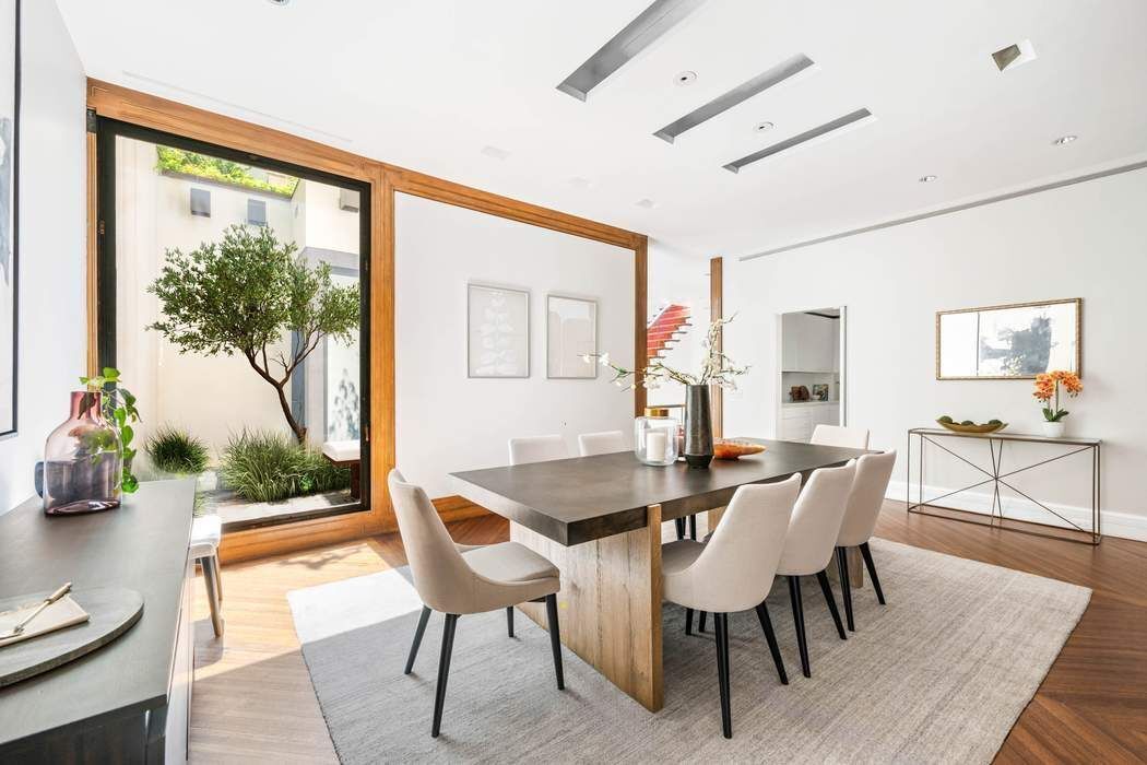 155 East 69th Street Upper East Side New York NY 10021