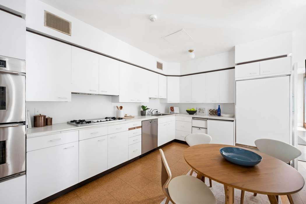 155 East 69th Street Upper East Side New York NY 10021