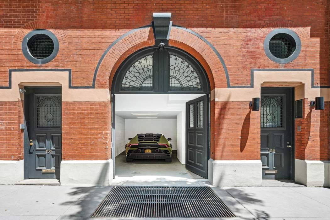 155 East 69th Street Upper East Side New York NY 10021