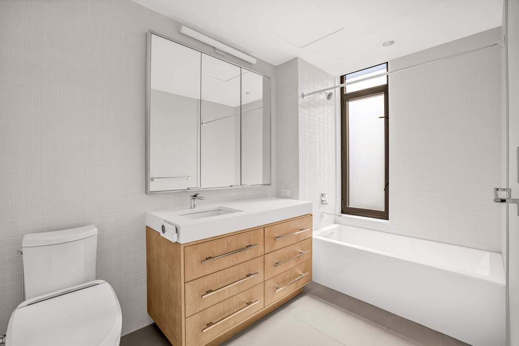 212 West 95th Street 17B Upper West Side New York NY 10025