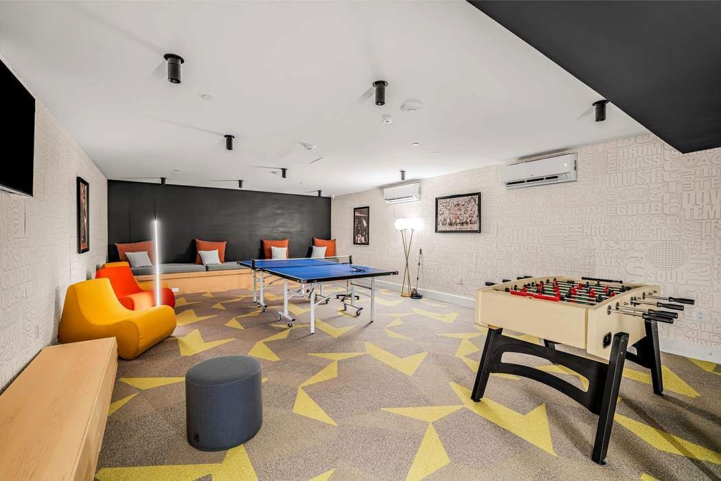 212 West 95th Street 17B Upper West Side New York NY 10025