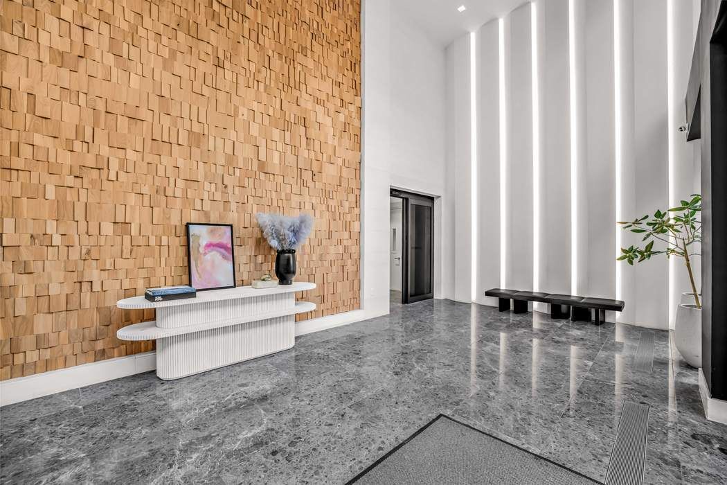 212 West 95th Street 17B Upper West Side New York NY 10025