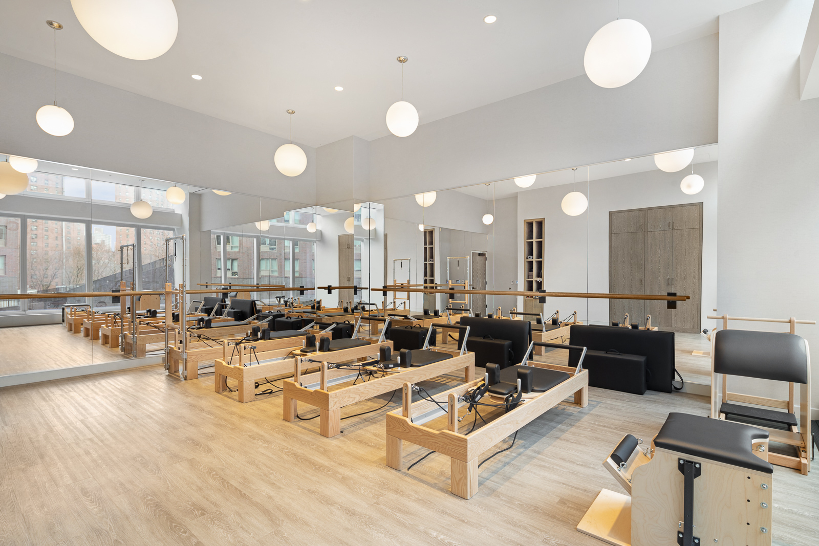 252 South Street 15P Lower East Side New York NY 10002