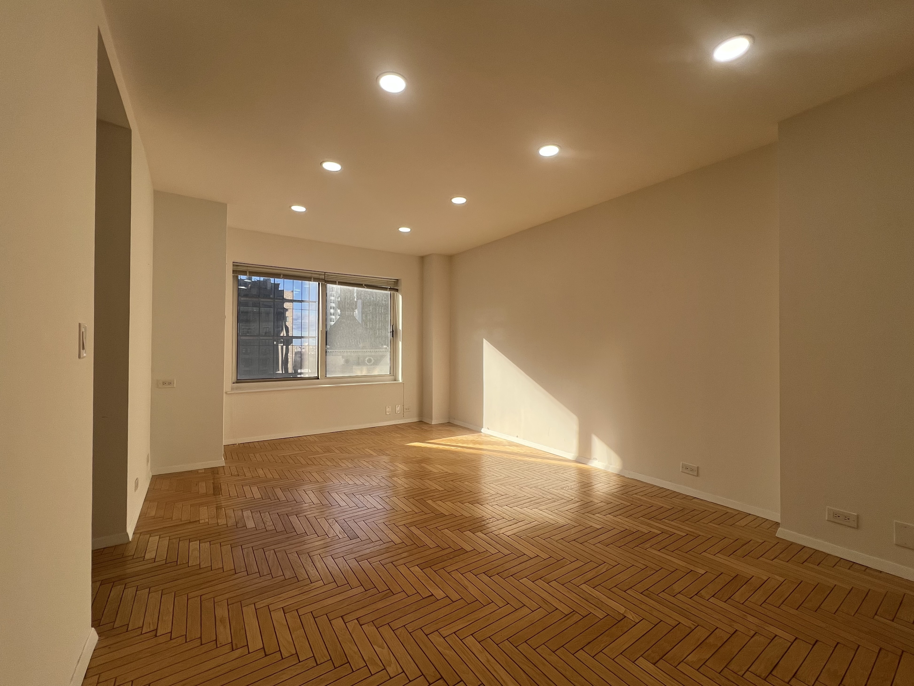 106 Central Park South 25G Central Park South New York NY 10019