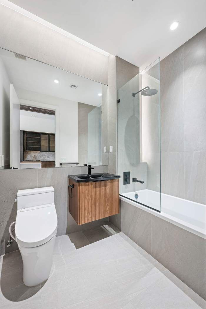 10 Quincy Street 1F Clinton Hill Brooklyn NY 11238