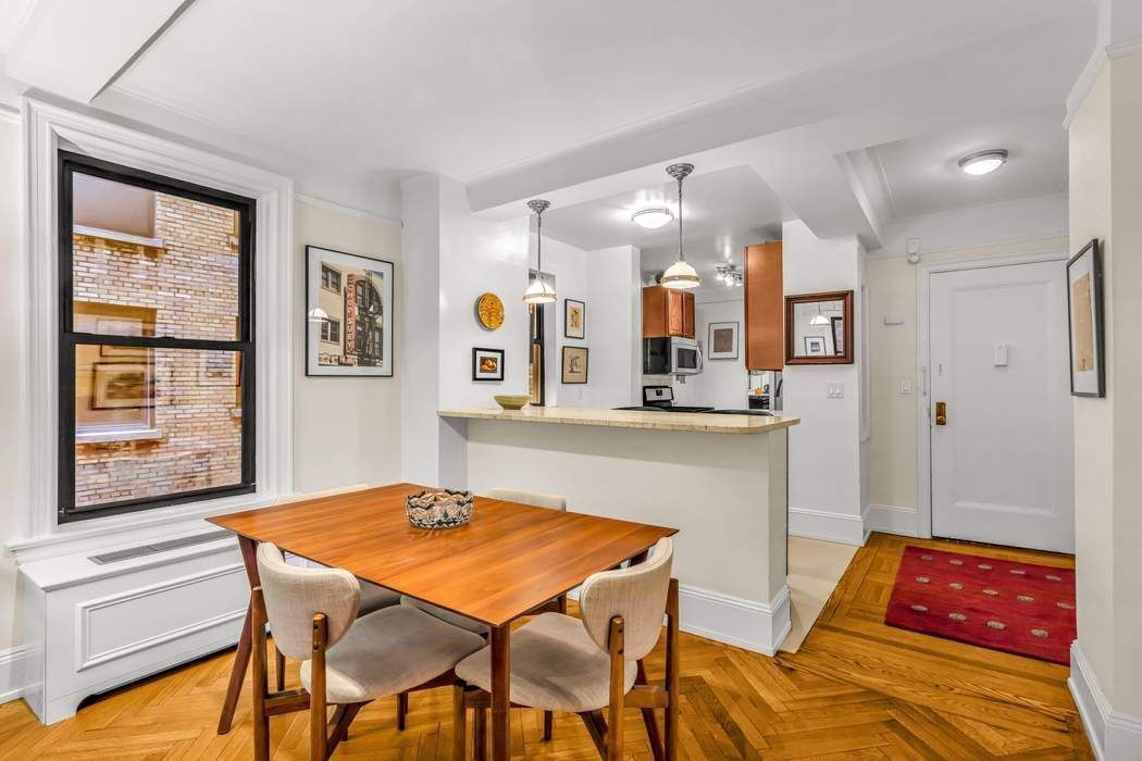 1230 Park Avenue 6A Carnegie Hill New York NY 10128