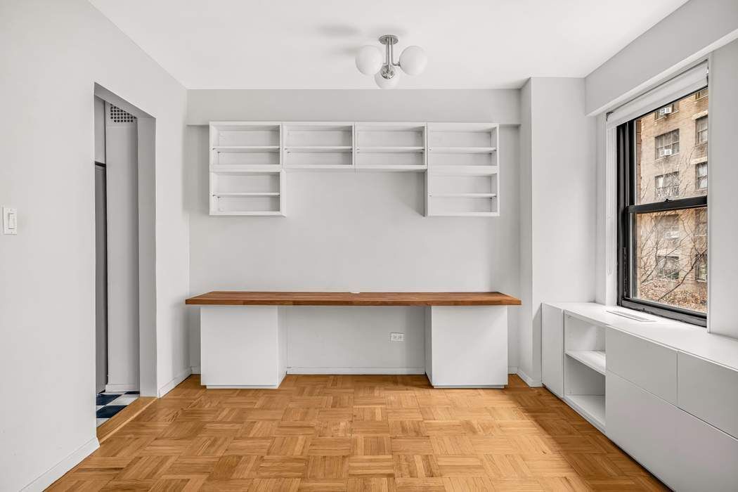 150 East 56th Street 4C Turtle Bay New York NY 10022