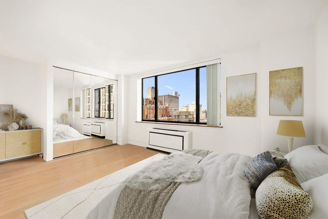 30 West 61st Street 30E Lincoln Square New York NY 10023